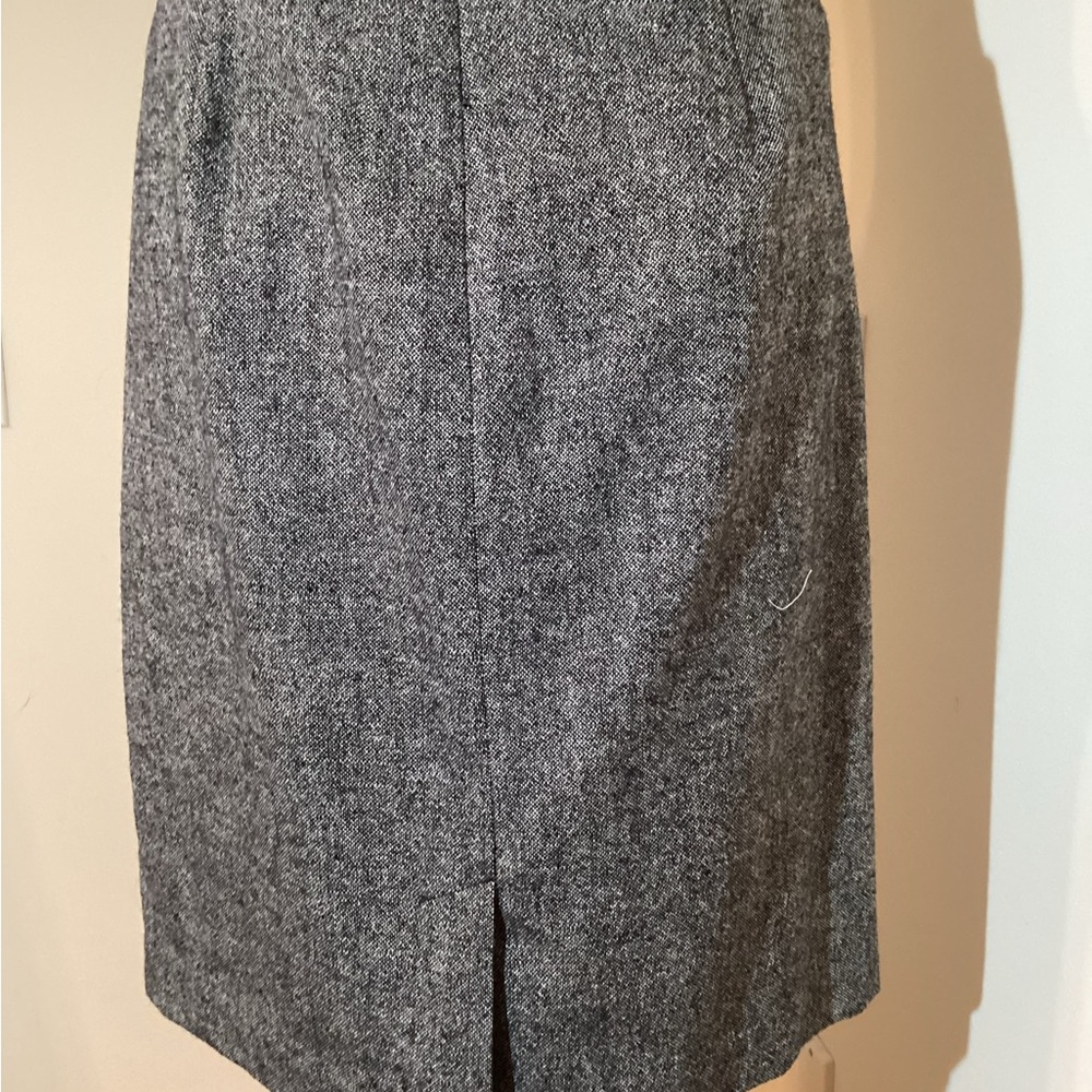 Banana Republic Gray Women's Skirt, gathered wrap look & tie,kick pleat,lined, 8 - Picture 4 of 11